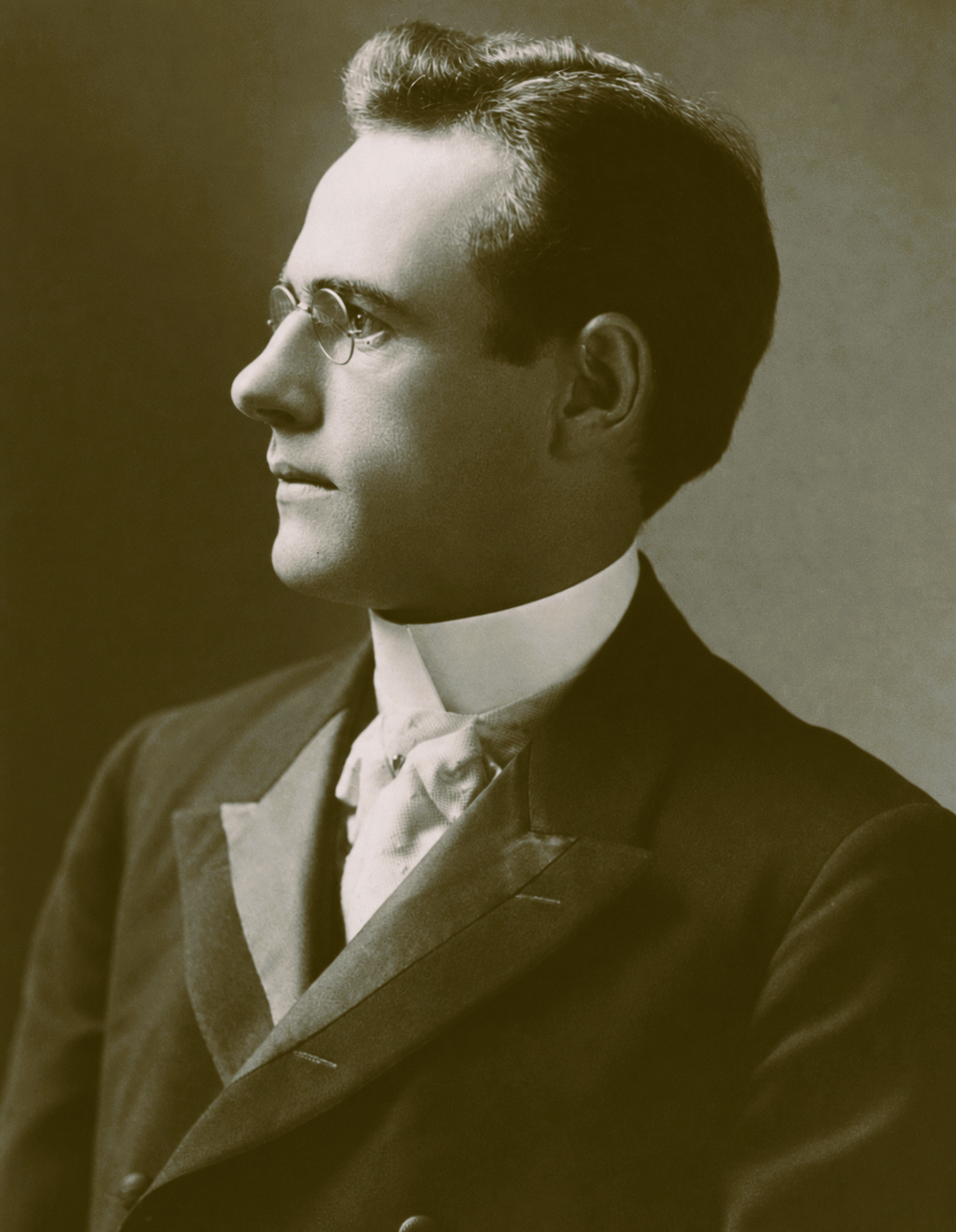 J.E. Lynn